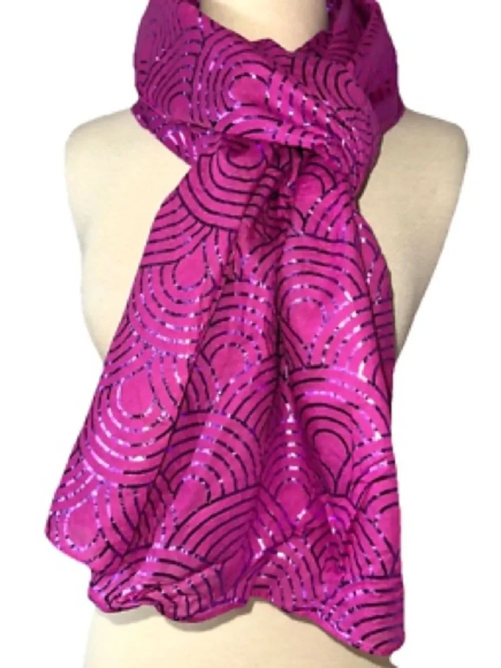 Kurt Geiger Metallic Fuchsia Sequin Circle Scarf